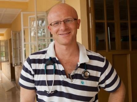 Dr Alex Burns