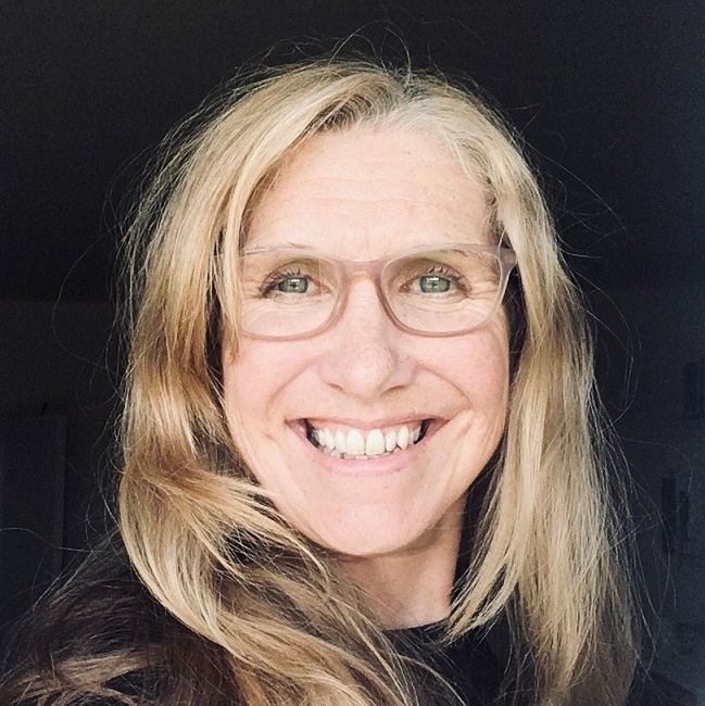 Dr Jennie Hayes