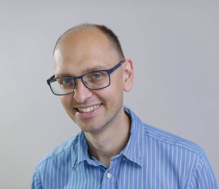 Dr Thomas Monks